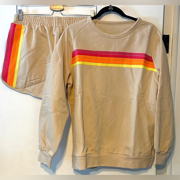 Fun set! - Picture 2 of 12